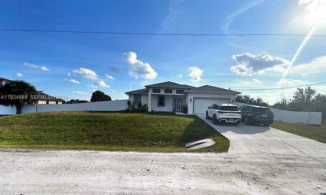 7799 16th Place, Labelle, FL 33935