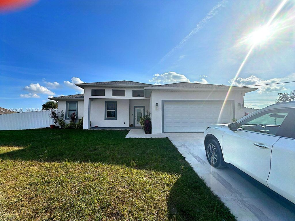 7799 16th Place, Labelle, FL 33935