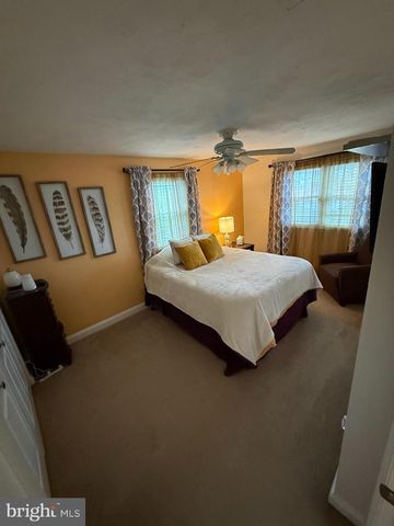 2235 HAWTHORNE RD, Baltimore, MD 21220