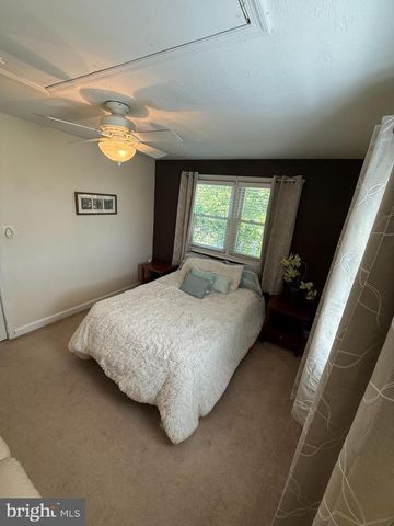 2235 HAWTHORNE RD, Baltimore, MD 21220