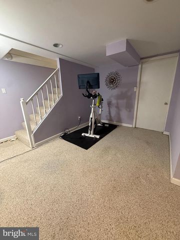 2235 HAWTHORNE RD, Baltimore, MD 21220