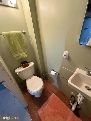 2235 HAWTHORNE RD, Baltimore, MD 21220