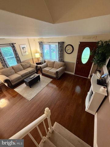 2235 HAWTHORNE RD, Baltimore, MD 21220