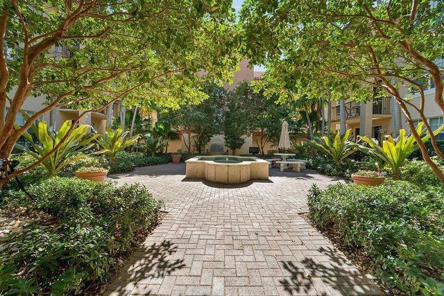 1801 N Flagler Drive 835, West Palm Beach, FL 33407