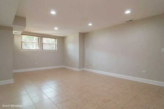 1330 W ARGYLE Street, Chicago, IL 60640