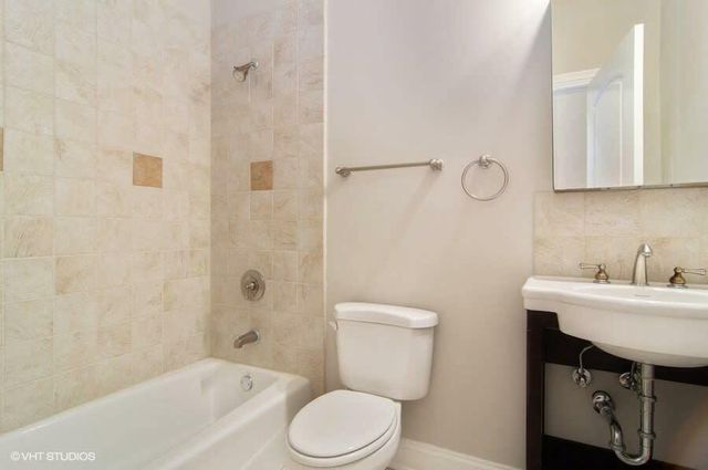 1330 W ARGYLE Street, Chicago, IL 60640