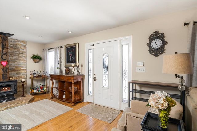 387 CHESTERFIELD-JACOBSTOWN RD, Wrightstown, NJ 08562