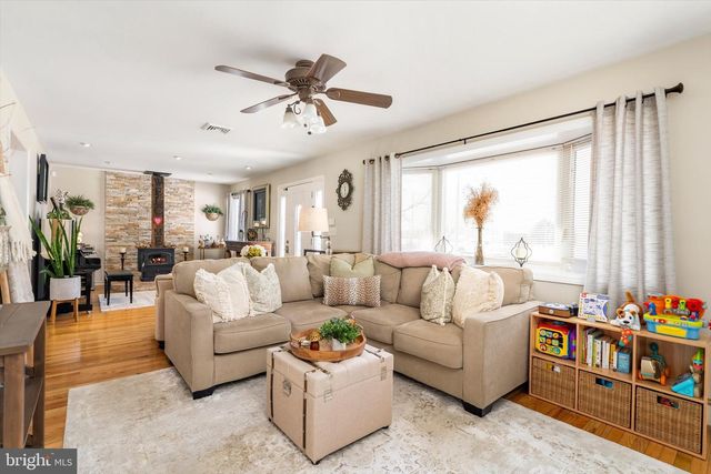 387 CHESTERFIELD-JACOBSTOWN RD, Wrightstown, NJ 08562