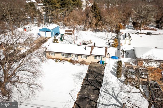 387 CHESTERFIELD-JACOBSTOWN RD, Wrightstown, NJ 08562