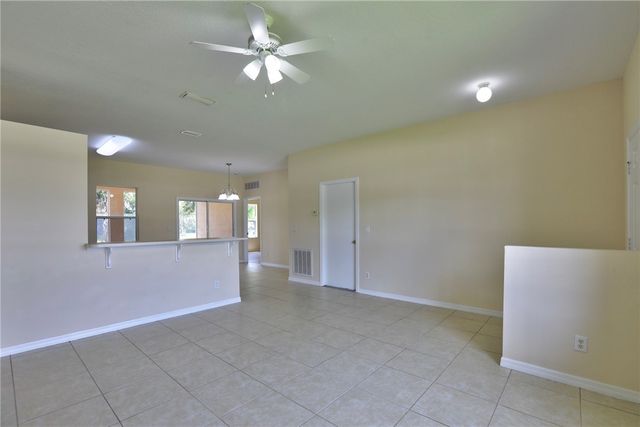 8686 103rd Avenue, Vero Beach, FL 32967