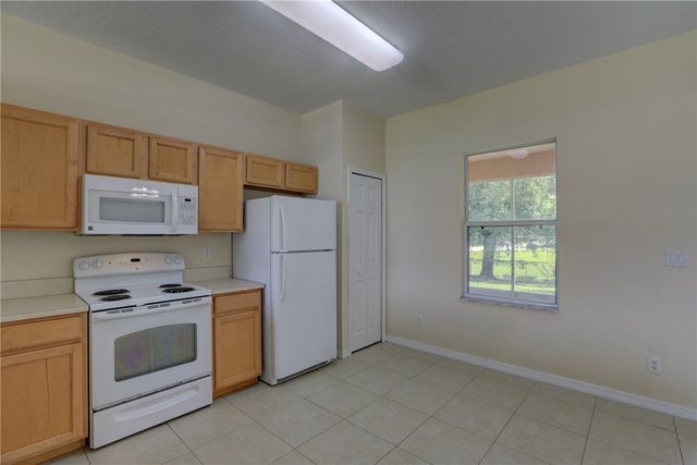 8686 103rd Avenue, Vero Beach, FL 32967
