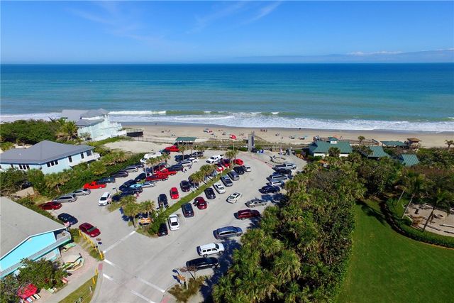 8686 103rd Avenue, Vero Beach, FL 32967