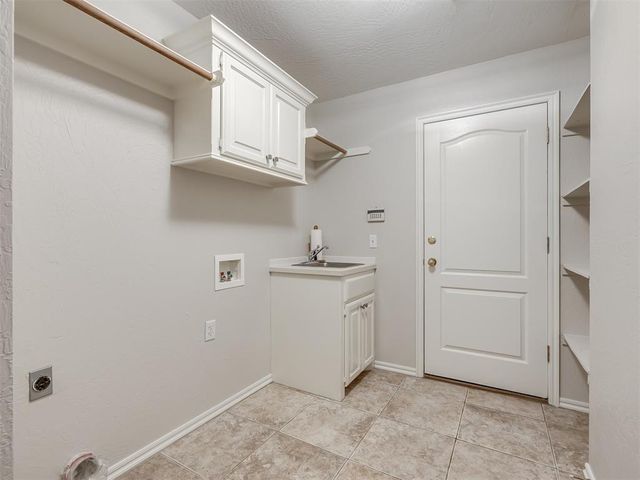 3208 Riverwalk Drive, Norman, OK 73072