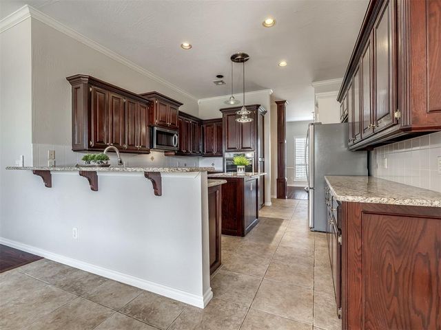 3208 Riverwalk Drive, Norman, OK 73072