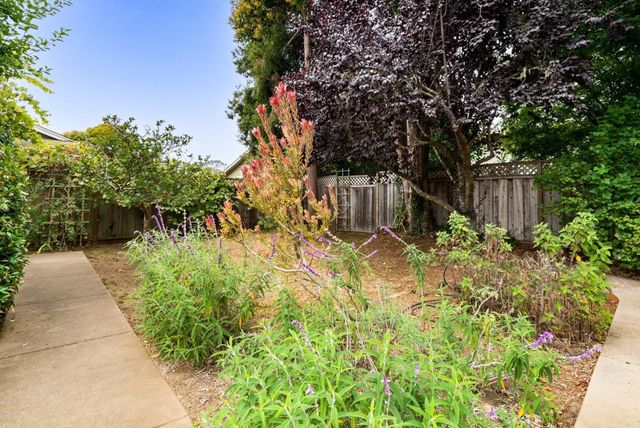 215 Lamanda Drive, Aptos, CA 95003