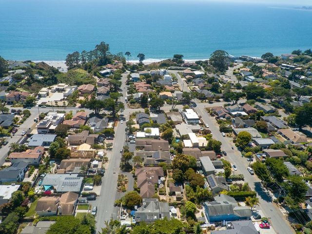 215 Lamanda Drive, Aptos, CA 95003