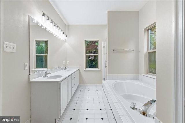6741 WOODRIDGE RD, New Market, MD 21774