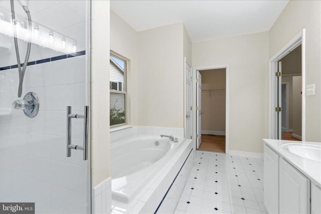 6741 WOODRIDGE RD, New Market, MD 21774