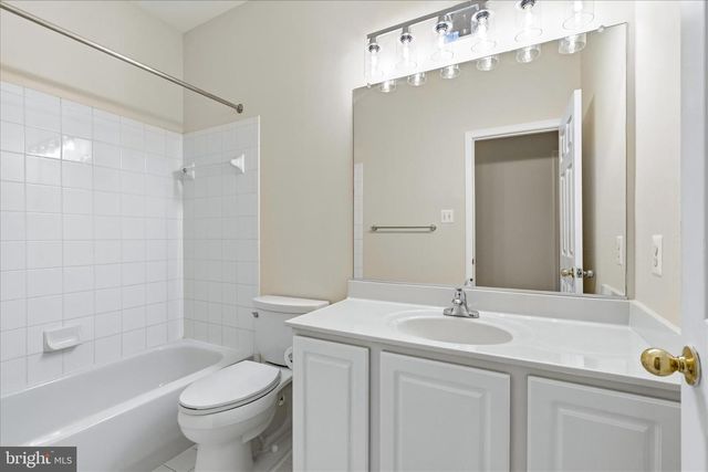 6741 WOODRIDGE RD, New Market, MD 21774