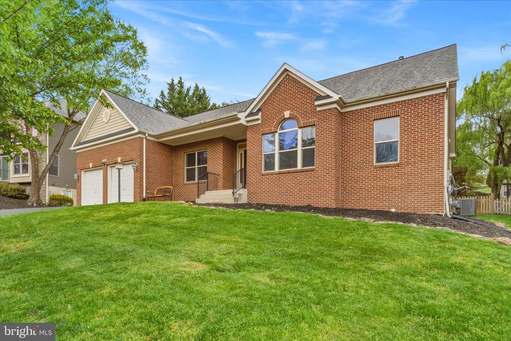 6741 WOODRIDGE RD, New Market, MD 21774