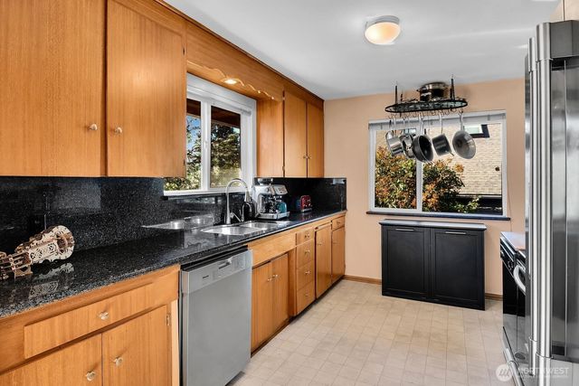 5309 47th Avenue SW, Seattle, WA 98136