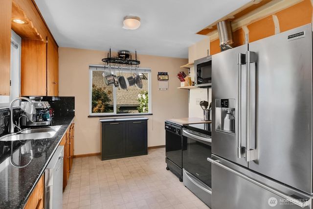 5309 47th Avenue SW, Seattle, WA 98136