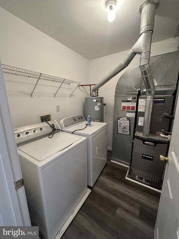 1801 STOKES RD, Mt Laurel, NJ 08054