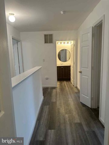 1801 STOKES RD, Mt Laurel, NJ 08054