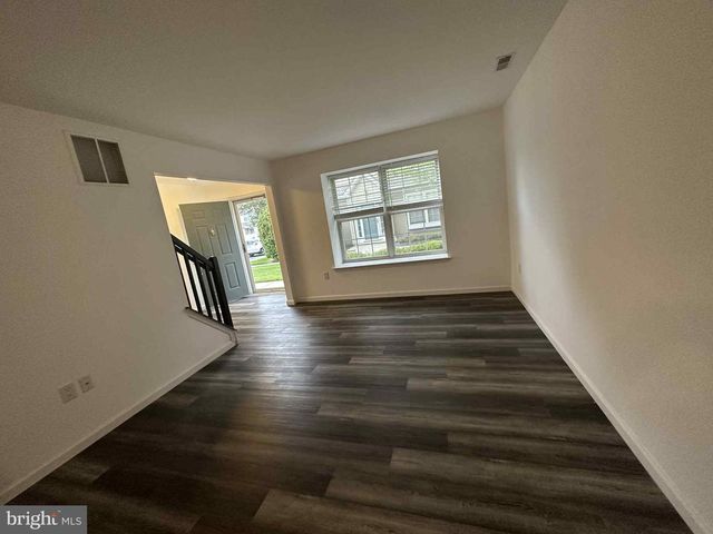 1801 STOKES RD, Mt Laurel, NJ 08054