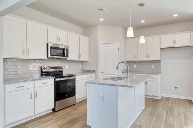 350 Garden Grove St, Conway, SC 29526