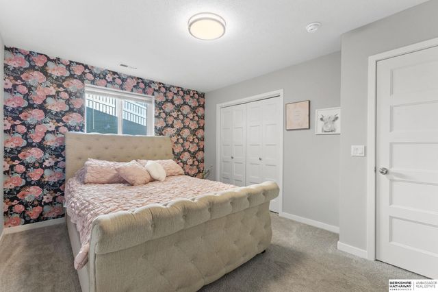 9605 S 184 Terrace, Omaha, NE 68136