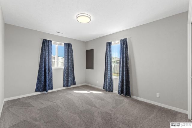 9605 S 184 Terrace, Omaha, NE 68136