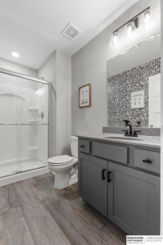 9605 S 184 Terrace, Omaha, NE 68136