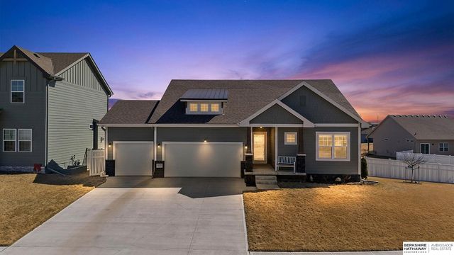 9605 S 184 Terrace, Omaha, NE 68136