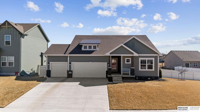 9605 S 184 Terrace, Omaha, NE 68136