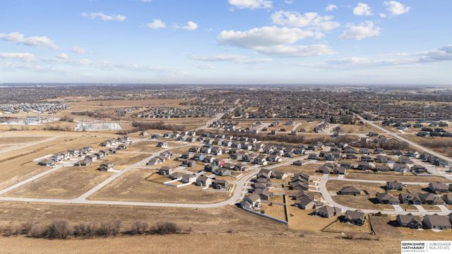 9605 S 184 Terrace, Omaha, NE 68136