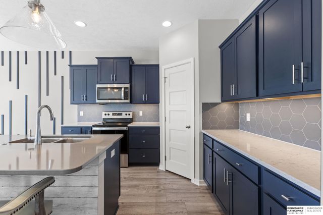 9605 S 184 Terrace, Omaha, NE 68136