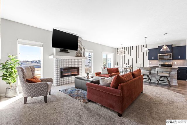 9605 S 184 Terrace, Omaha, NE 68136