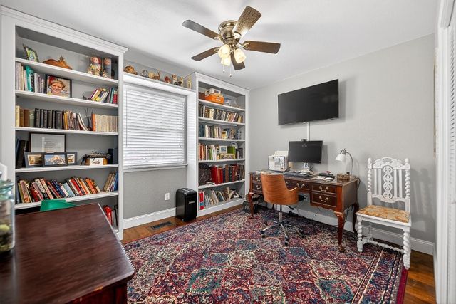 1001 S 19th Street, Rogers, AR 72758