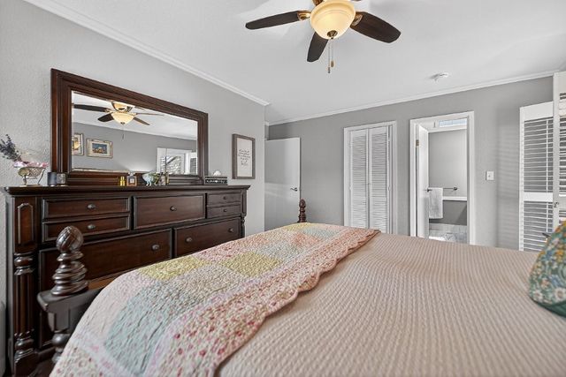 1001 S 19th Street, Rogers, AR 72758