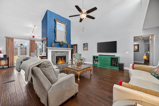 1001 S 19th Street, Rogers, AR 72758