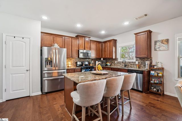 604 Jones Peak Drive, Simpsonville, SC 29681