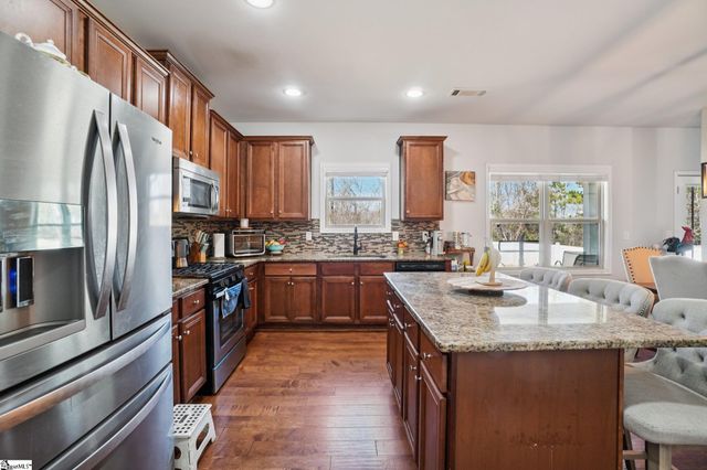 604 Jones Peak Drive, Simpsonville, SC 29681