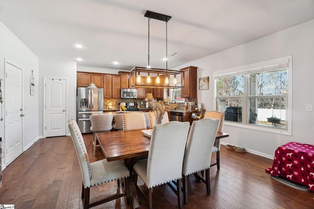 604 Jones Peak Drive, Simpsonville, SC 29681