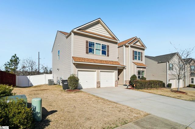 604 Jones Peak Drive, Simpsonville, SC 29681