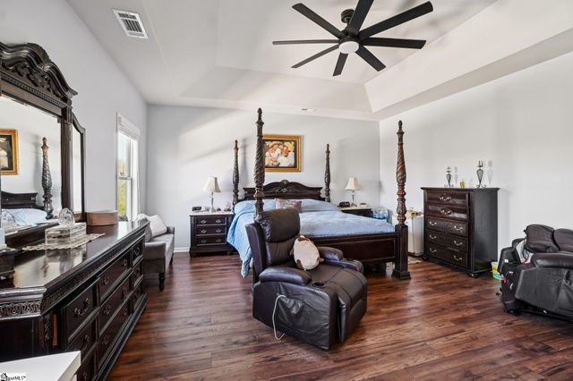 604 Jones Peak Drive, Simpsonville, SC 29681