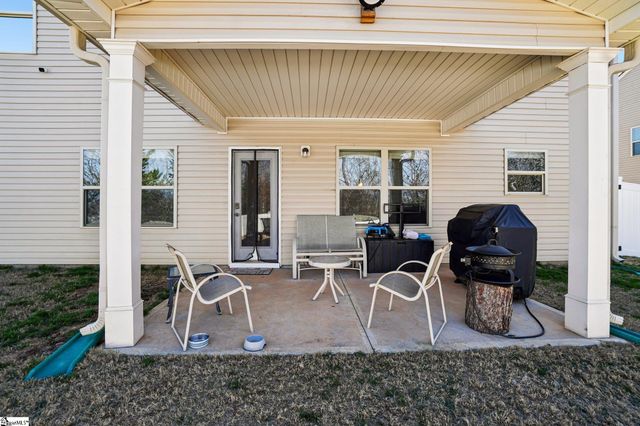 604 Jones Peak Drive, Simpsonville, SC 29681