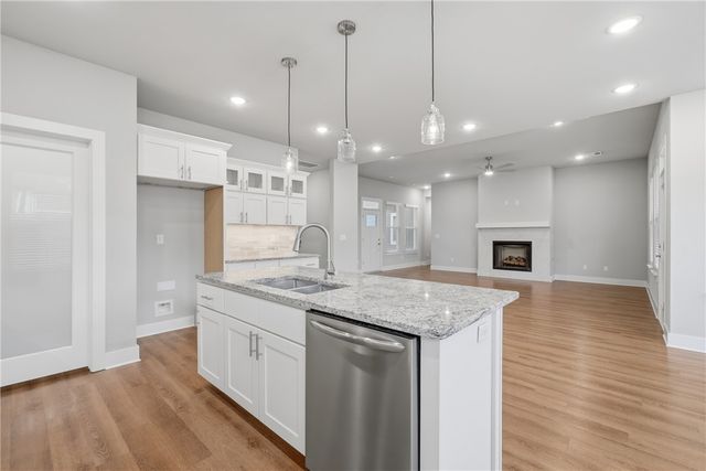 804 E Parks Street, Prairie Grove, AR 72753