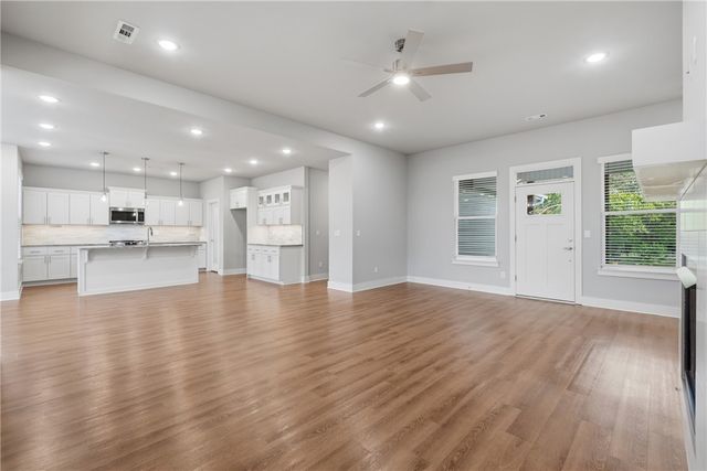 804 E Parks Street, Prairie Grove, AR 72753