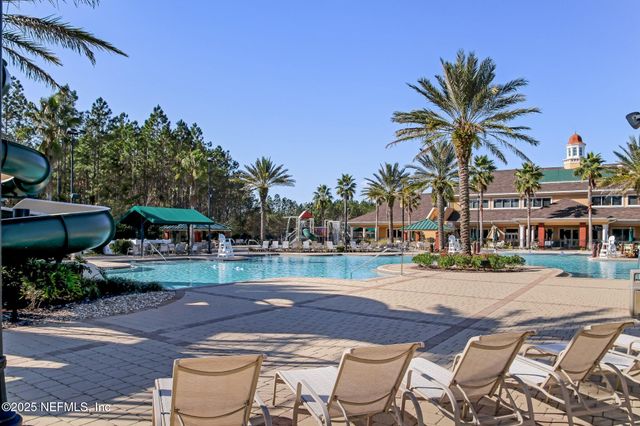 944 LILAC Loop, St. Johns, FL 32259